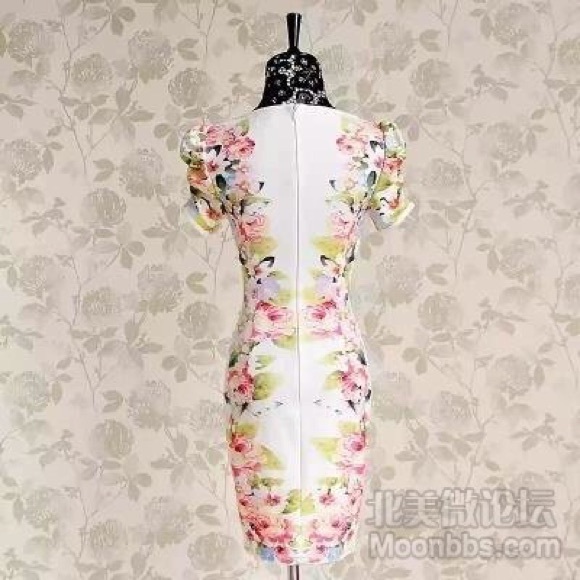 Body conscious mini dress for 25 - Picture 1 of 2